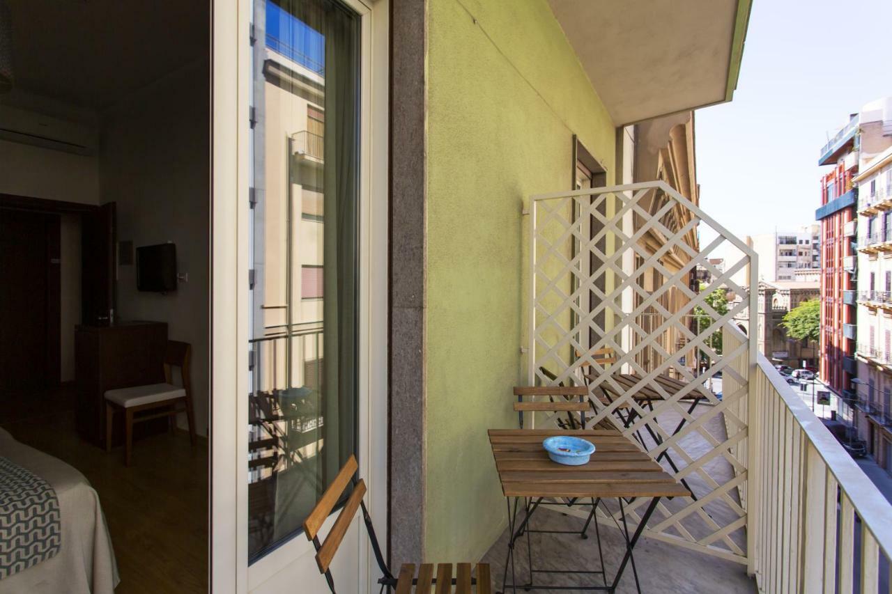 Residenza Wagner Acomodação com café da manhã Palermo Exterior foto